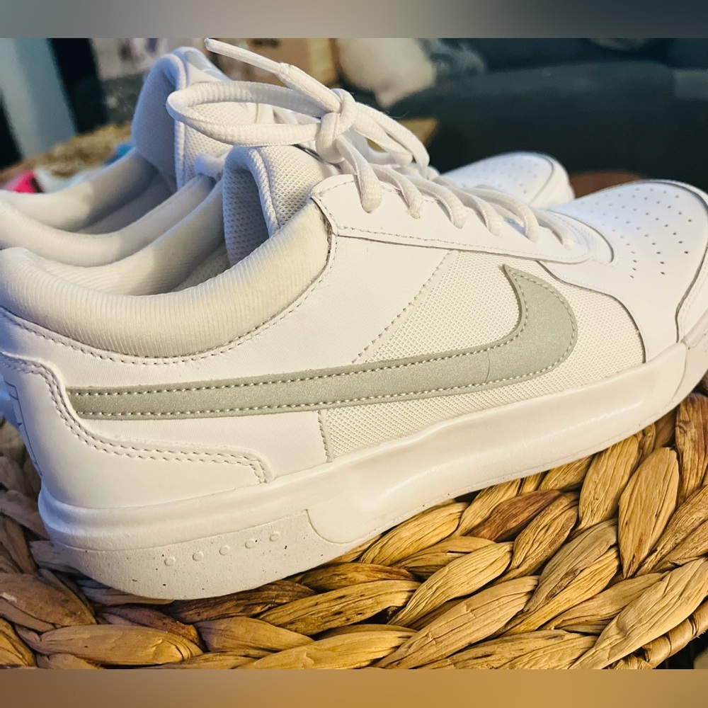 BRAND NEW NIKE court lite shoes